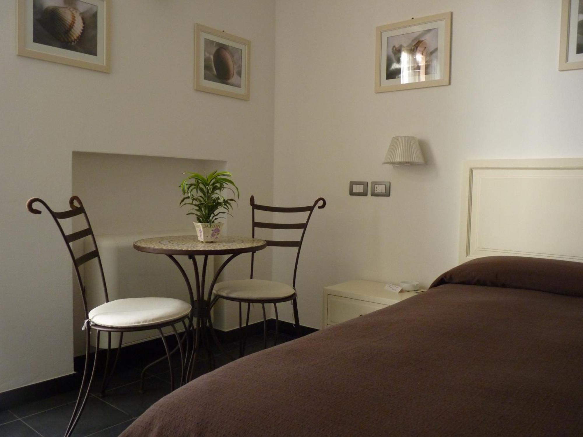 La Gerbera Hotell Levanto Eksteriør bilde